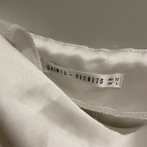 Silk Saints and Secrets Top - Picture 2 of 2